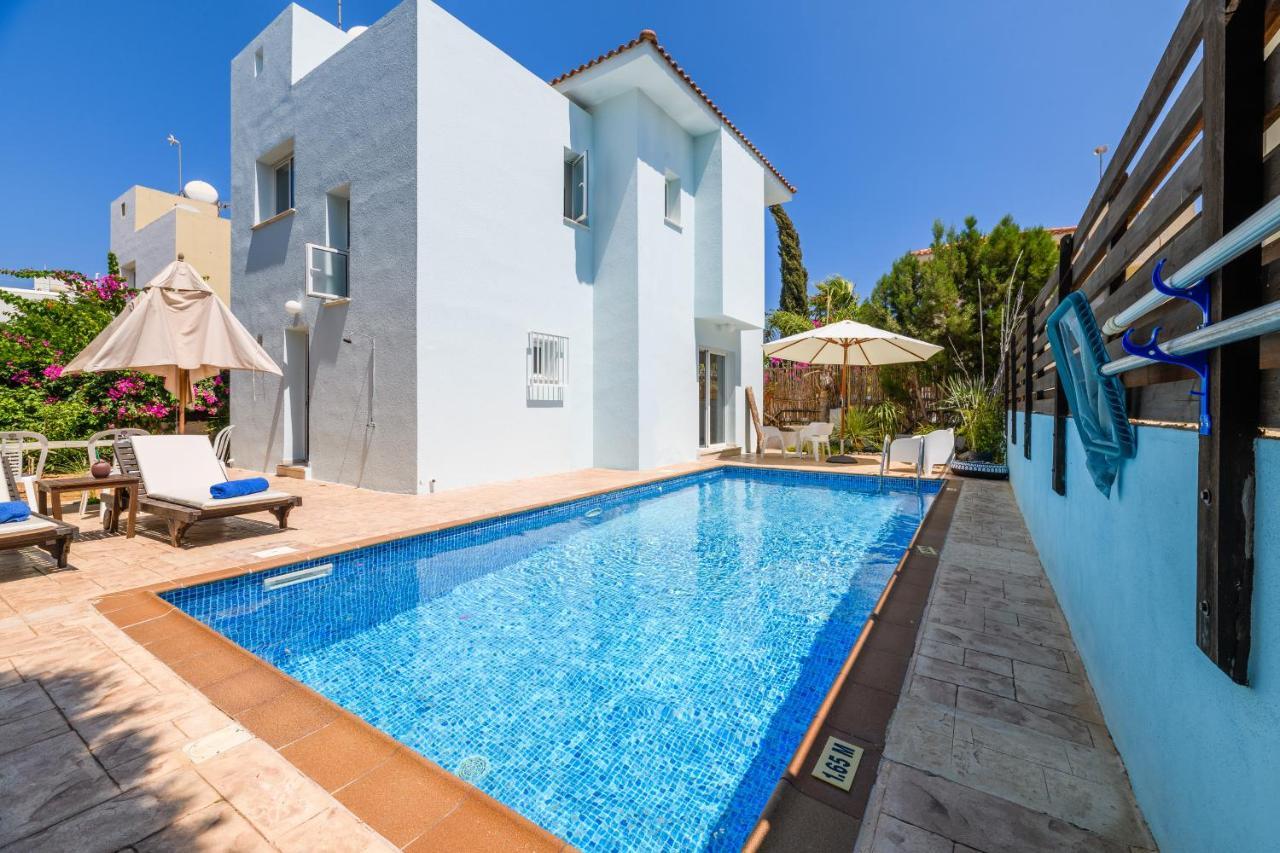 Villa Lela Serena By Ezoria Villas โปรทาราส ภายนอก รูปภาพ