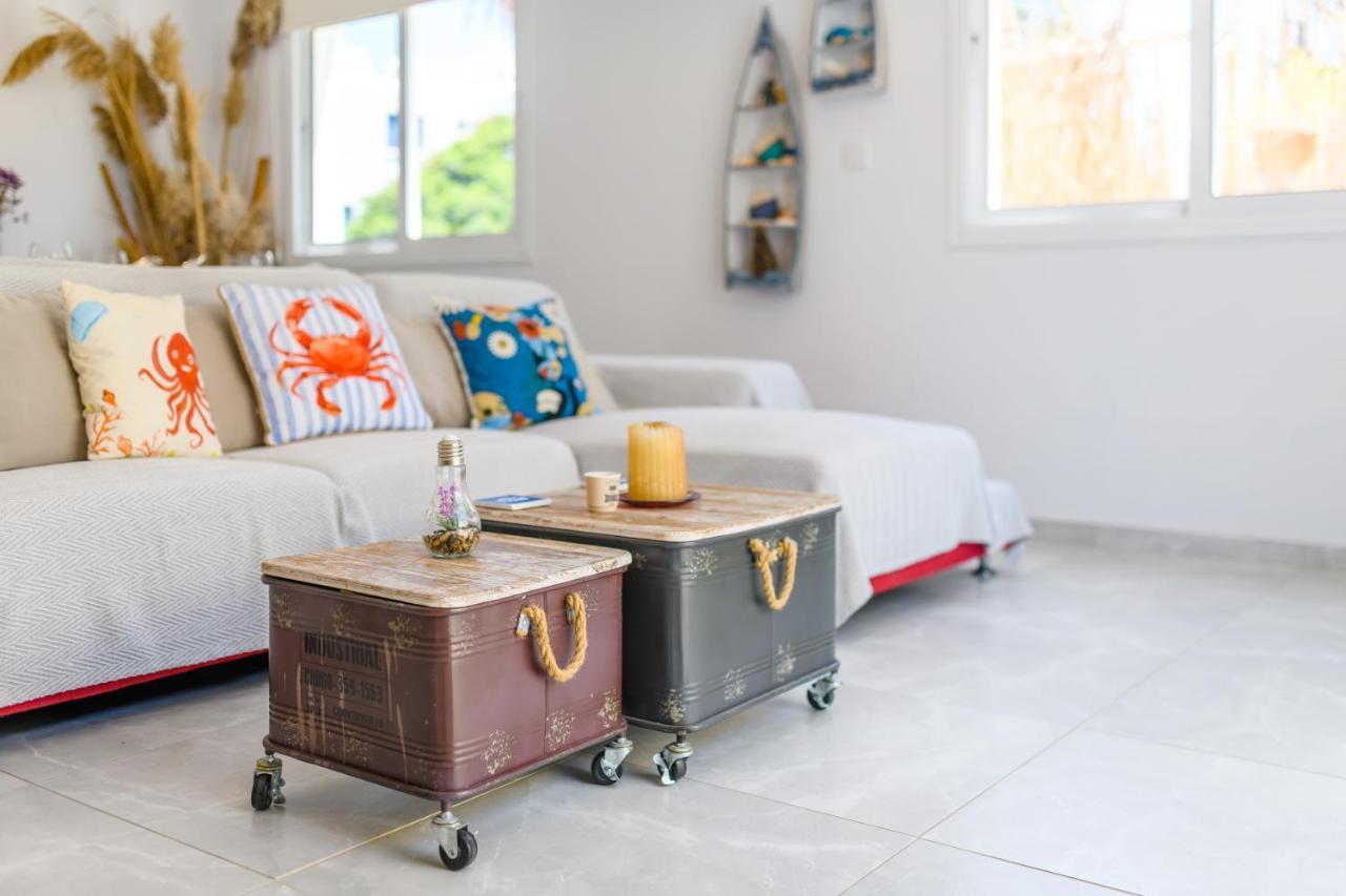 Villa Lela Serena By Ezoria Villas โปรทาราส ภายนอก รูปภาพ