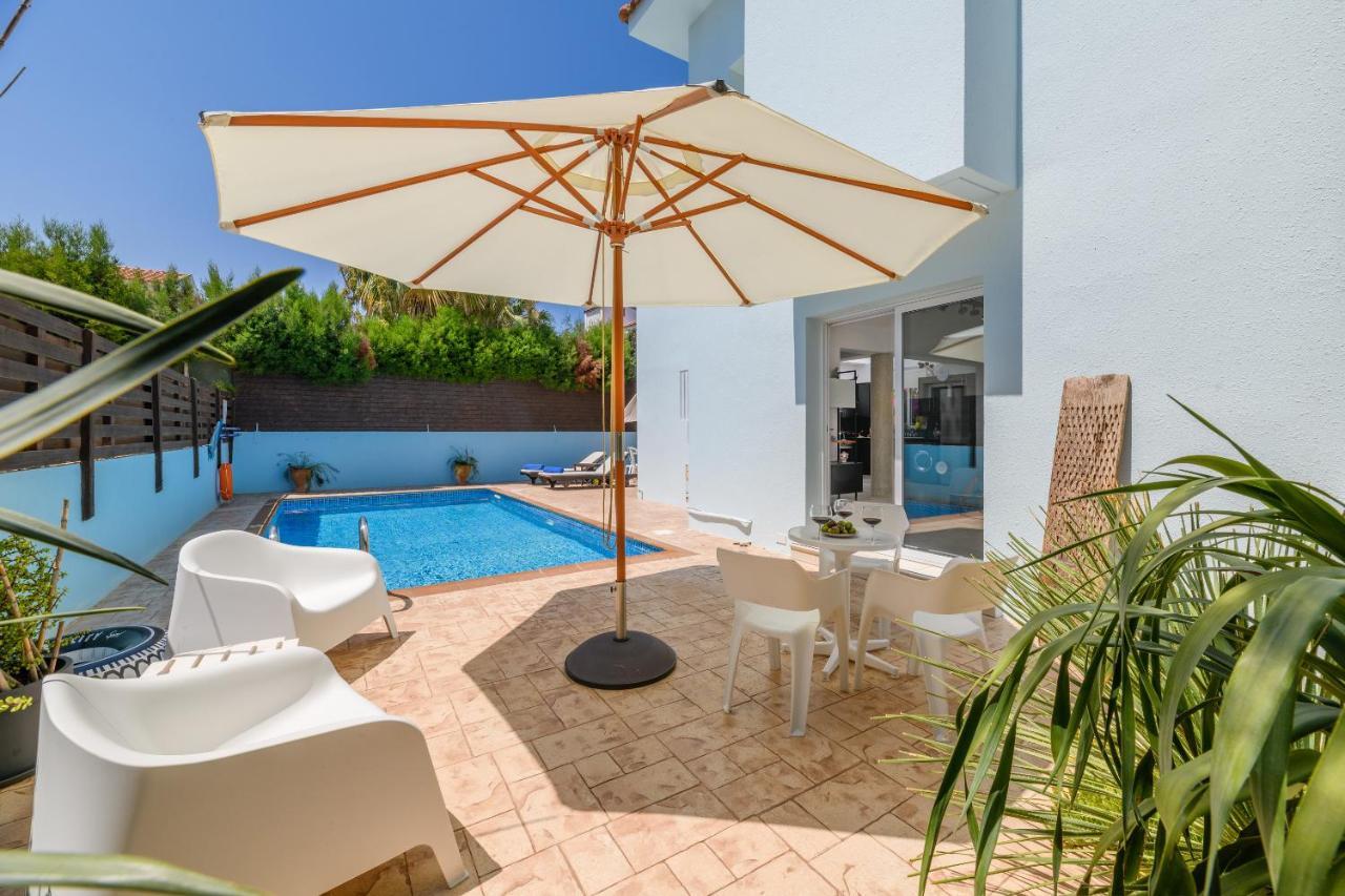 Villa Lela Serena By Ezoria Villas โปรทาราส ภายนอก รูปภาพ