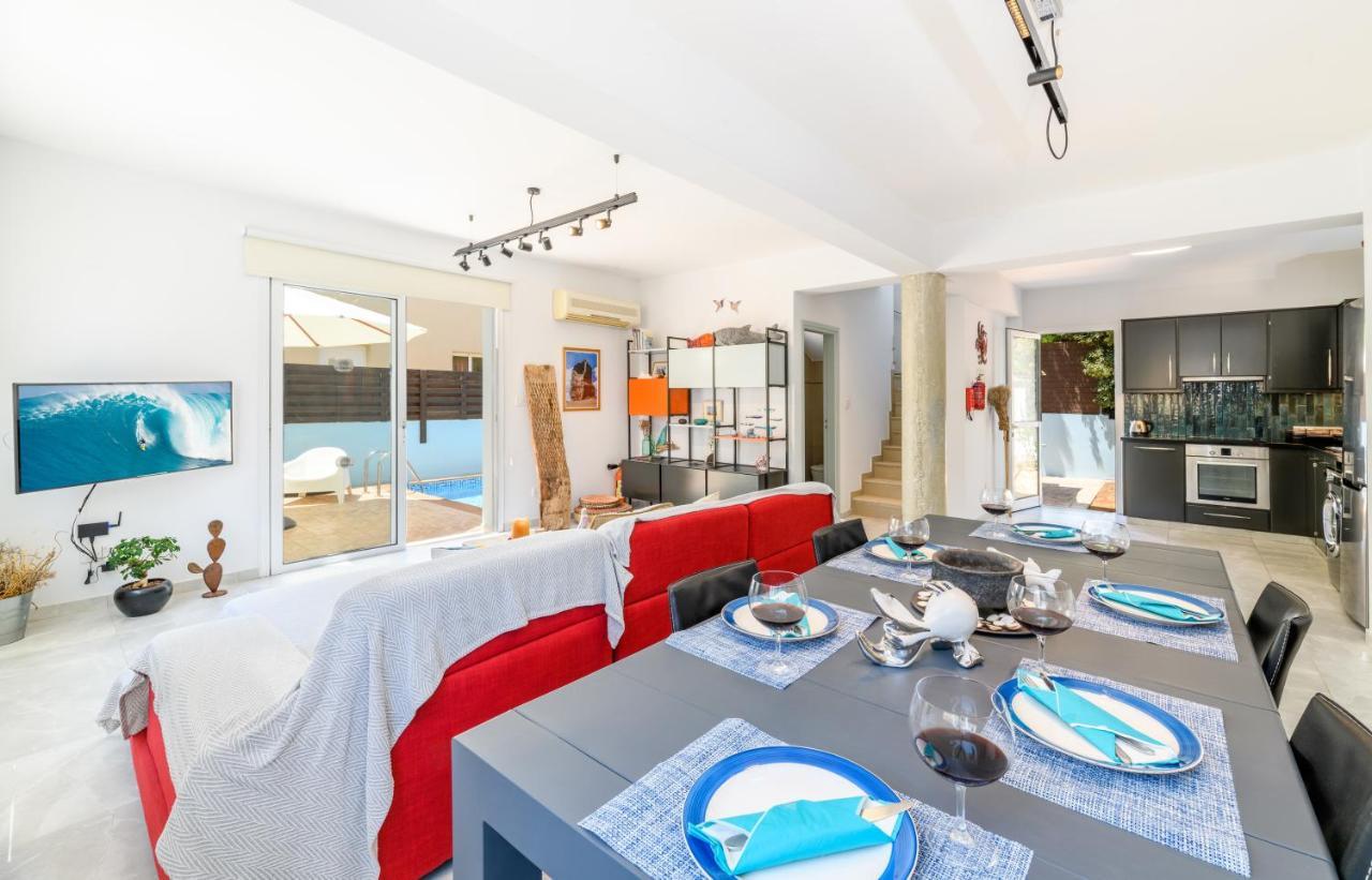 Villa Lela Serena By Ezoria Villas โปรทาราส ภายนอก รูปภาพ